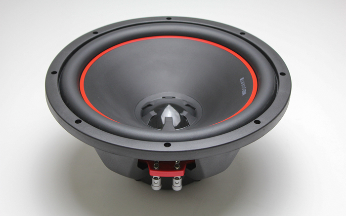 Автомобильный сабвуфер MB Quart OWC304 Автомобильный сабвуфер MB Quart OWC304